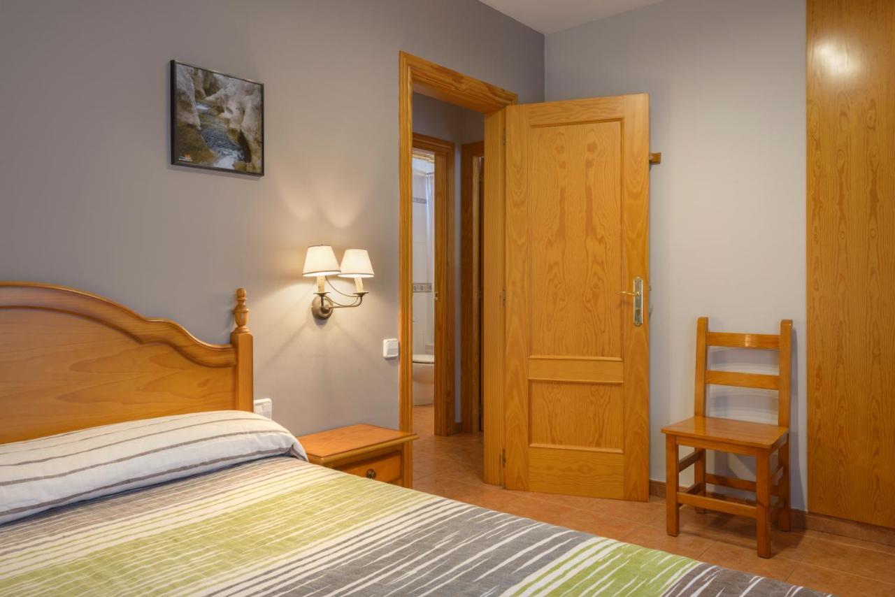 Apartamentos Casa Aurelia Alquézar Buitenkant foto